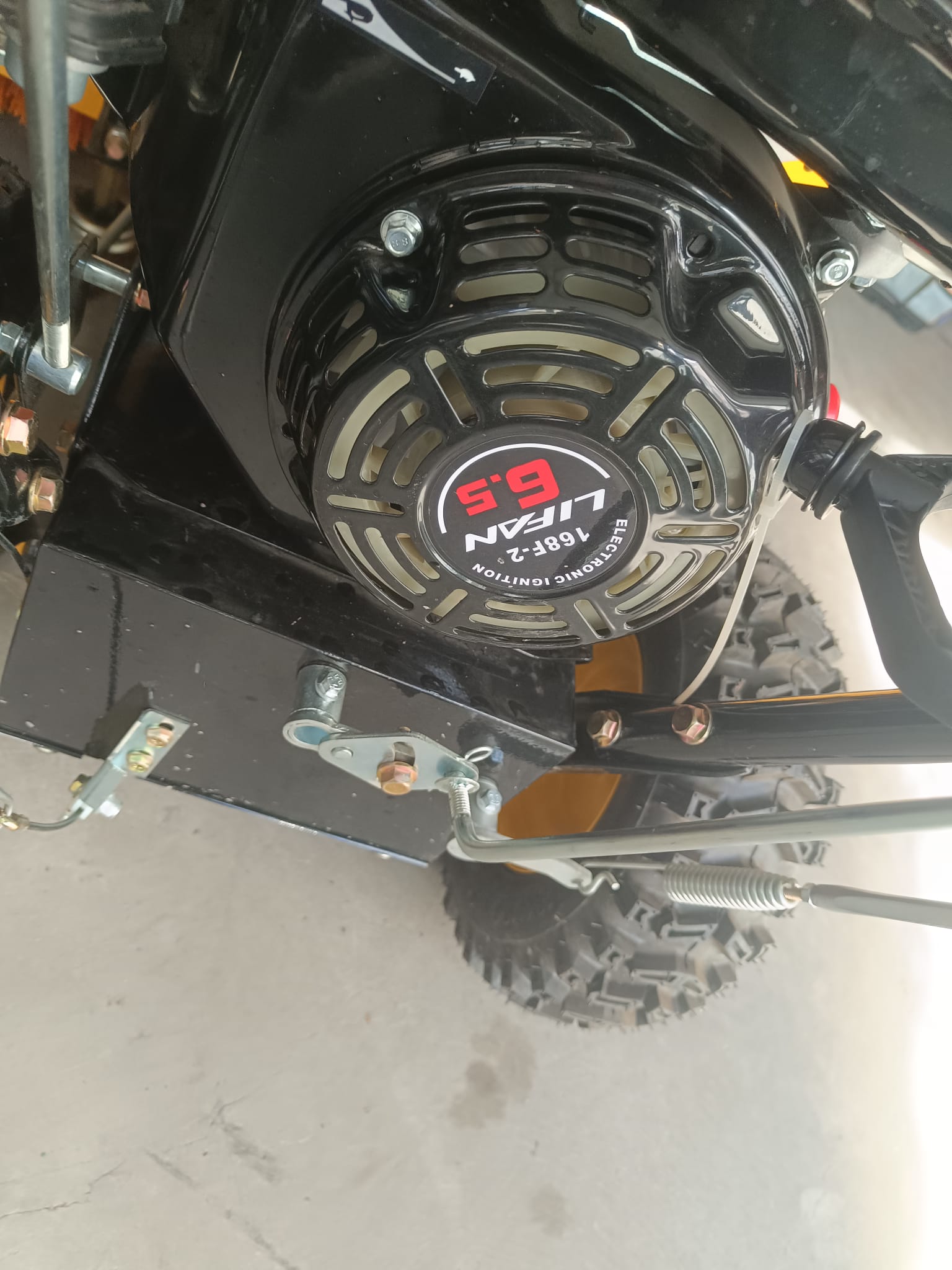 BARREDORA A GASOLINA, 6,5HP - Imagen 3