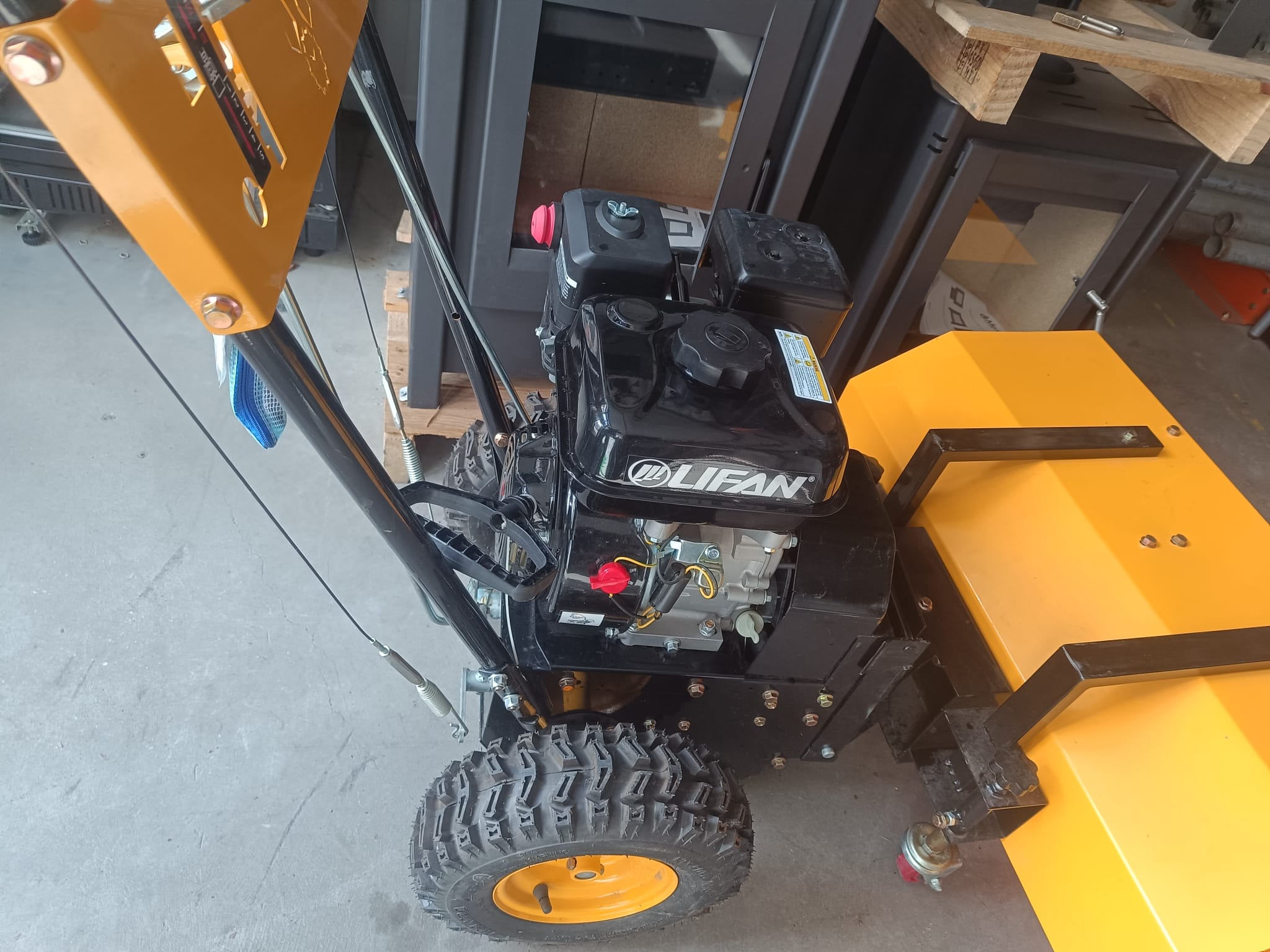 BARREDORA A GASOLINA, 6,5HP - Imagen 5