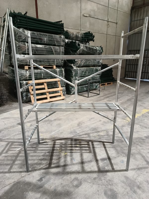 ANDAMIO PLEGABLE FACIL DE LLEVAR CON RUEDAS - Imagen 2
